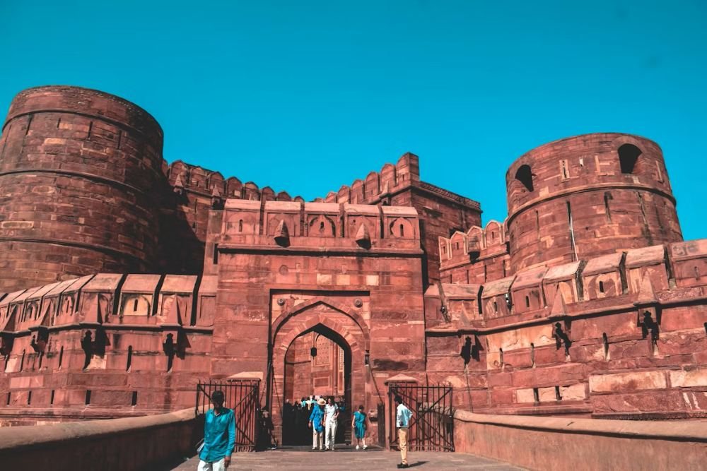Red-sandstone walls of Agra Fort