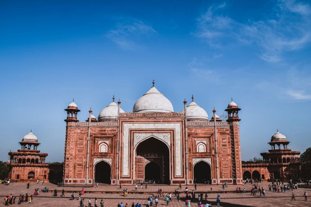 The red-sandstone mosque beside the Taj Mahal
