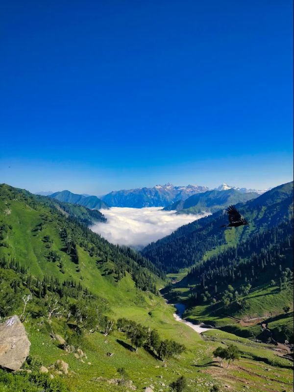 Clouds in a Kashmir valley
