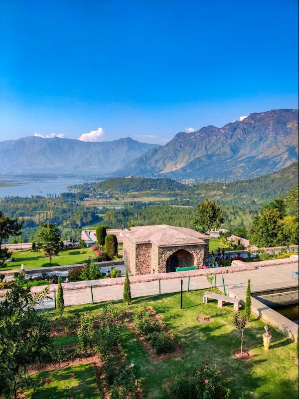 Dal Lake from Pari Mahal
