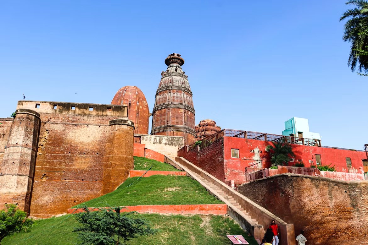 Radha Madan Mohan temple