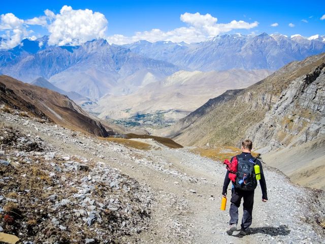 On the trail to Muktinath