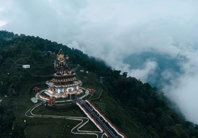 The Skywalk above the clouds, Pelling